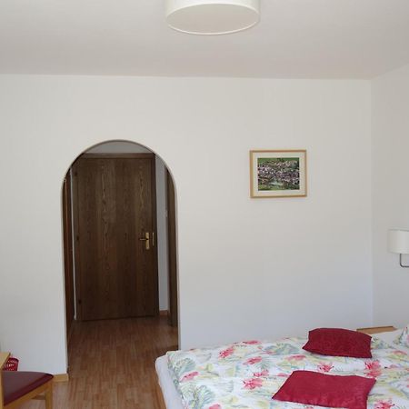Privatpension Bergkristall San Martino In Passiria  Pokoj fotografie