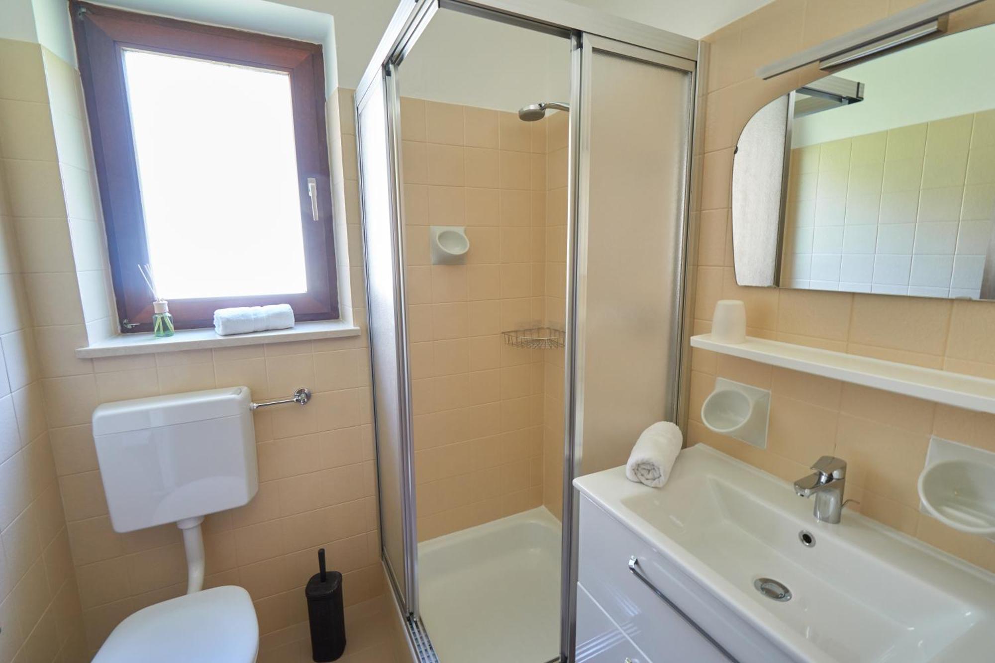 Privatpension Bergkristall San Martino In Passiria  Pokoj fotografie