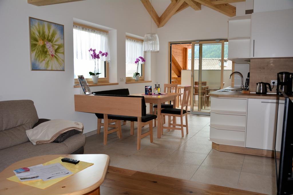 Privatpension Bergkristall San Martino In Passiria  Exteriér fotografie